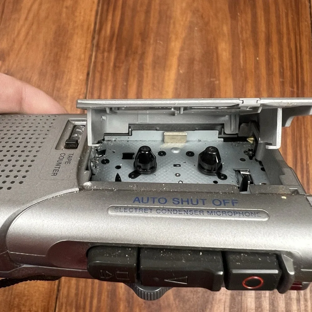 Sony M-530V Handheld Cassette Voice Recorder